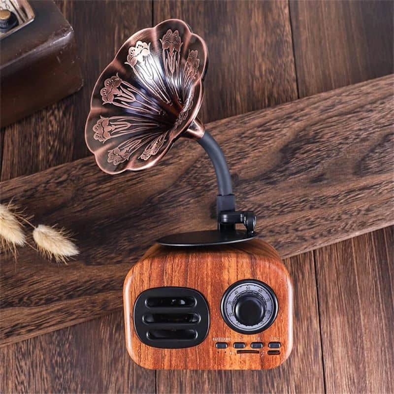 mini-retro-phonograph-bluetooth-speaker-wood